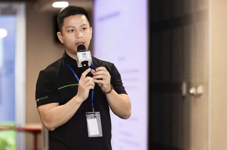 Ông Ngô Minh Hiếu (Hiếu PC), nhà sáng lập Chống Lừa Đảo, phát biểu tại sự kiện